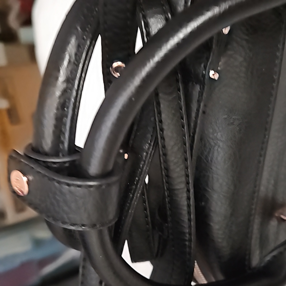 Matt And Nat Vegan Leather Taha Satchel Handbag - Picture 2 of 9